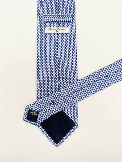 tienda online ropa hombre exclusiva corbatas ceremonia seda azul celeste topos blancos marinos detalle