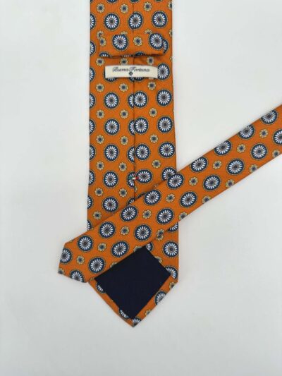 tienda online ropa hombre exclusiva corbatas ceremonia seda twill naranja circulos azules margaritas detalle