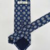 tienda online ropa hombre exclusiva corbatas ceremonia twill seda azul margaritas blancas detalle