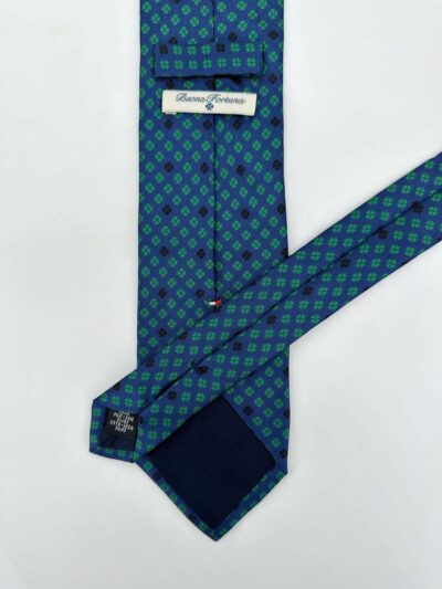 tienda online ropa hombre exclusiva corbatas ceremonia twill seda azul marino treboles buonafortuna verde detalle