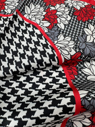 Pochette pata de gallo y flores en blancos y rojos